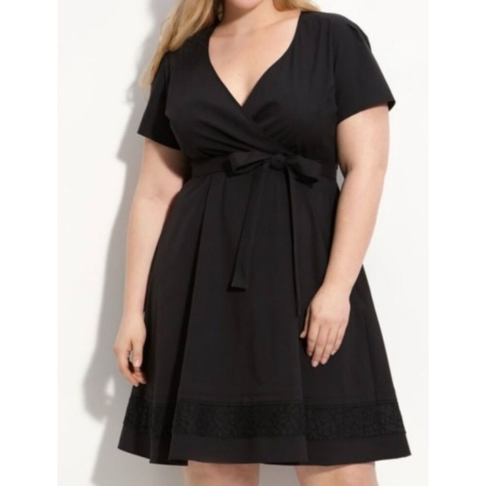 T Tahari faux wrap short sleeve tie waist fit and flare midi dress